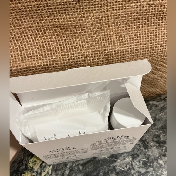 Decorte Skin Care Snow Clarifier Gel Toner MINI Set - Picture 5 of 9